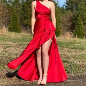 David's Bridal Red Satin Evening Gown Prom Sz. 2